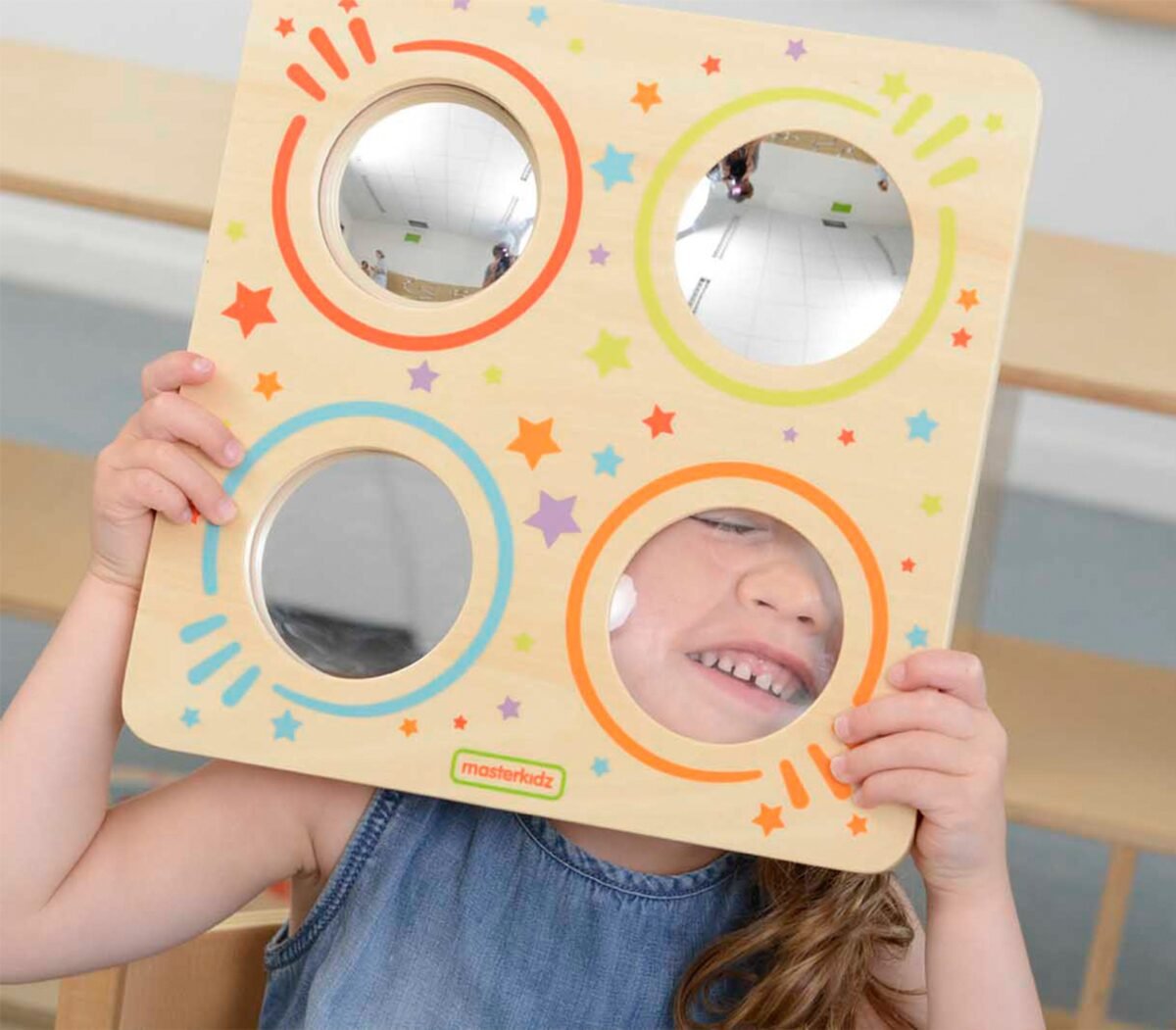 Medinė Montessori sensorinė lenta su veidrodžiais ir lupa – Paveikslėlis 8