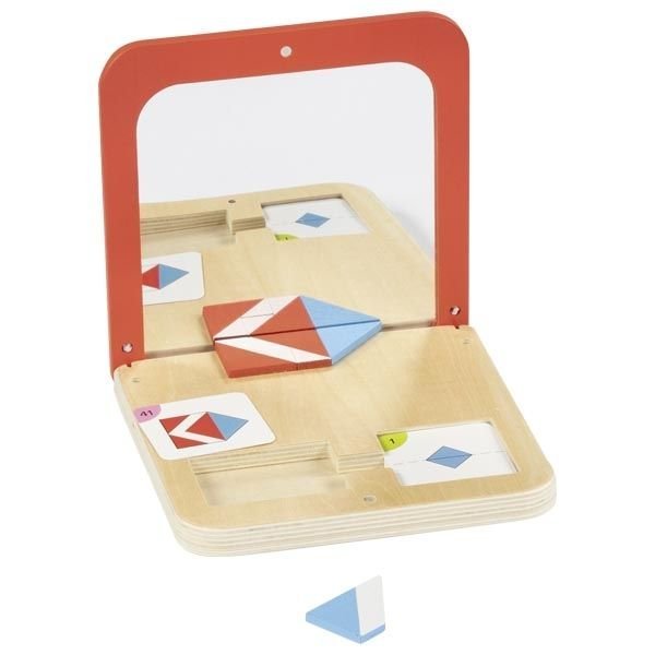 Medinė simetrinė dėlionė 'Veidrodžio magija'