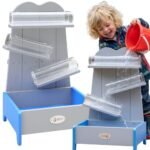 Medinė vandens kaskada su latakais ir talpykla