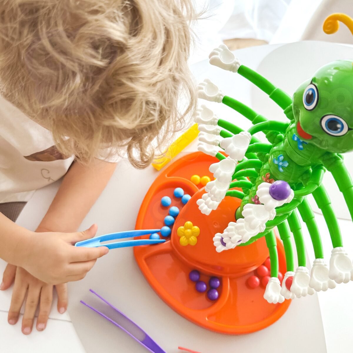 Miklumo žaidimas su šokančiu šimtakoju – Paveikslėlis 4