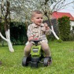 Paspirtukas traktoriukas Claas žalias su priekaba – Paveikslėlis 3