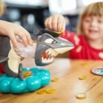 Stalo žaidimas miklumui su įsiutusiu rykliu – Paveikslėlis 5