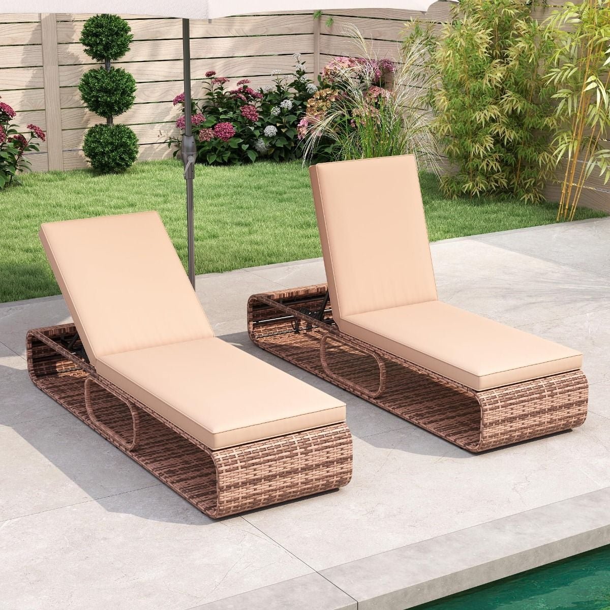 pe-ratano-lauko-gultas-su-reguliuojama-nugaros-atrama-ir-daiktadeze-chaki Sodo lauko gultas su reguliuojama nugaros atrama ir daiktadėže 1 vnt