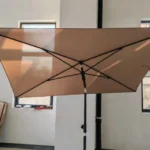 Stačiakampis balkono ir terasos skėtis su pasvirimo funkcija (Ruda)