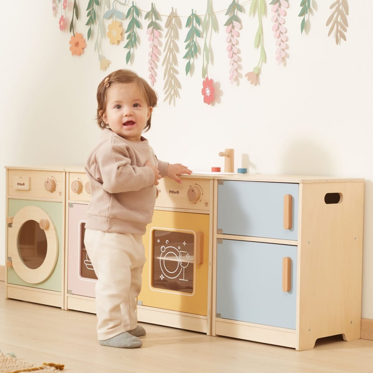 skalbykle ir šaldytuvu