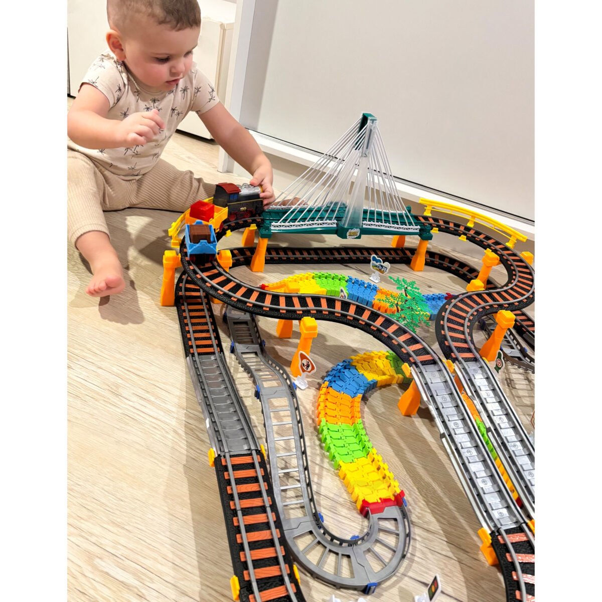 Elektrinis traukinys ir lenktynių trasa du viename su šviečiančiu viaduku, 192 dalių – Paveikslėlis 7