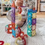 Magnetinės 3D konstravimo kaladėlės su kulodromu, 126 dalys – Paveikslėlis 3