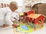 Medinis fermos žaidimo rinkinys su gyvūnėliais ir pastatais
