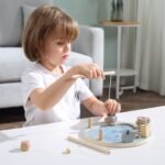 Medinis žvejybos žaidimas su skaičiais ir kauliuku