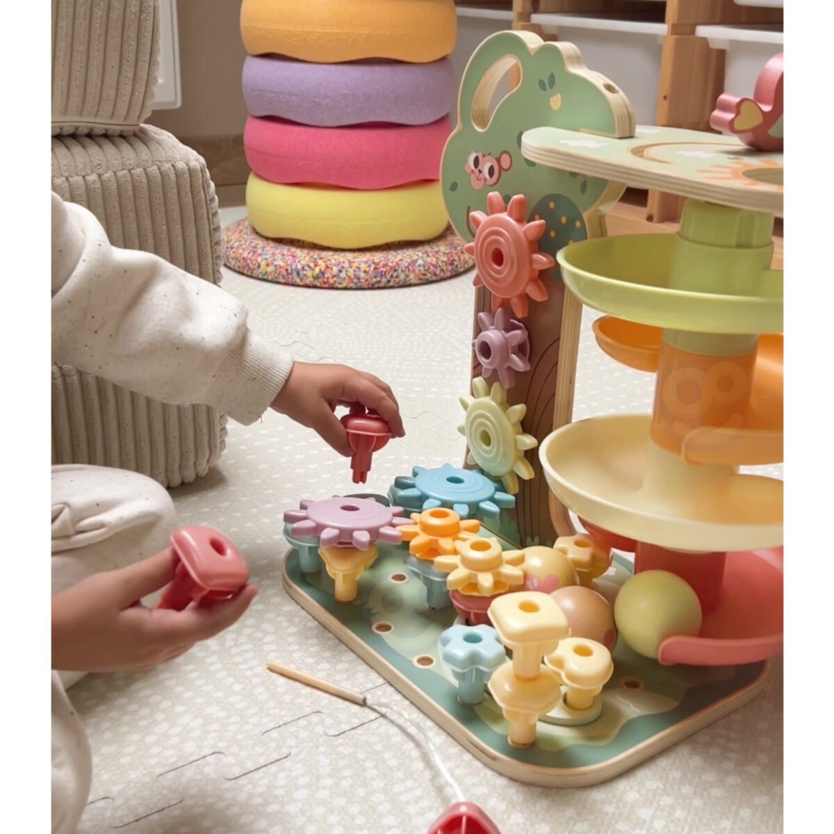 Montessori veiklos medelis su rutuliukų trasa 4 viename – Paveikslėlis 8