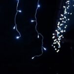 LED varveklių girlianda laukui 19 m su 500 šaltai baltų diodų