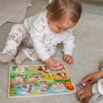 Medinė montessori ūkio dėlionė su rankenėlėmis