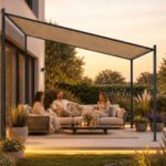 Sodo pergola 3x3 m su plieniniu rėmu ir smėlio spalvos stogeliu