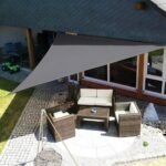 Trikampė vandeniui atspari saulės burė 5x5x5 m