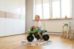 Motocikliukas paspirtukas su plačiais ratais – Paveikslėlis 4