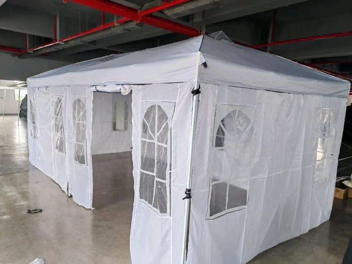 paviljonas-erdvus-isskleidziamas-3-x-6-m-su-reguliuojamu-auksciu-ir-sienomis-balta Paviljonas erdvus išskleidžiamas 3 x 6 m su reguliuojamu aukščiu ir sienomis (Balta) – Paveikslėlis 1