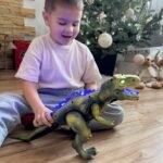 Nuotoliu valdomas Tiranozauras Reksas su garso ir šviesos efektais – Paveikslėlis 6