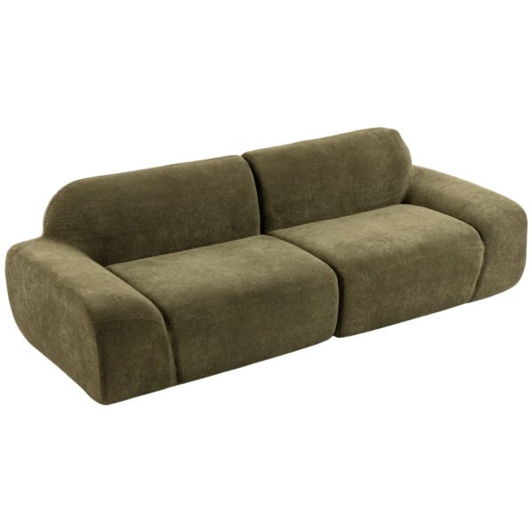 Trisvietė berėmė erdvi sofa