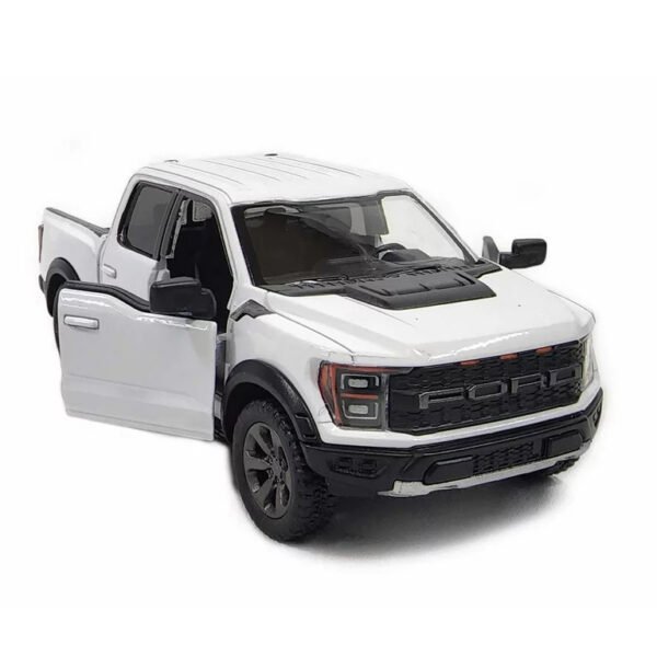 KiNSMART automobilis