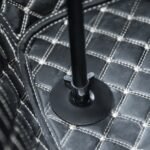 Automobilinė pertvara šunims, reguliuojamo aukščio ir pločio metalinės grotelės – Paveikslėlis 5
