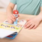 Lipdukų knygelė su daugkartinio naudojimo šuniukų personažais – Paveikslėlis 6
