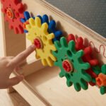 Medinis edukacinis STEM konstravimo staliukas su įrankiais ir priedais – Paveikslėlis 6